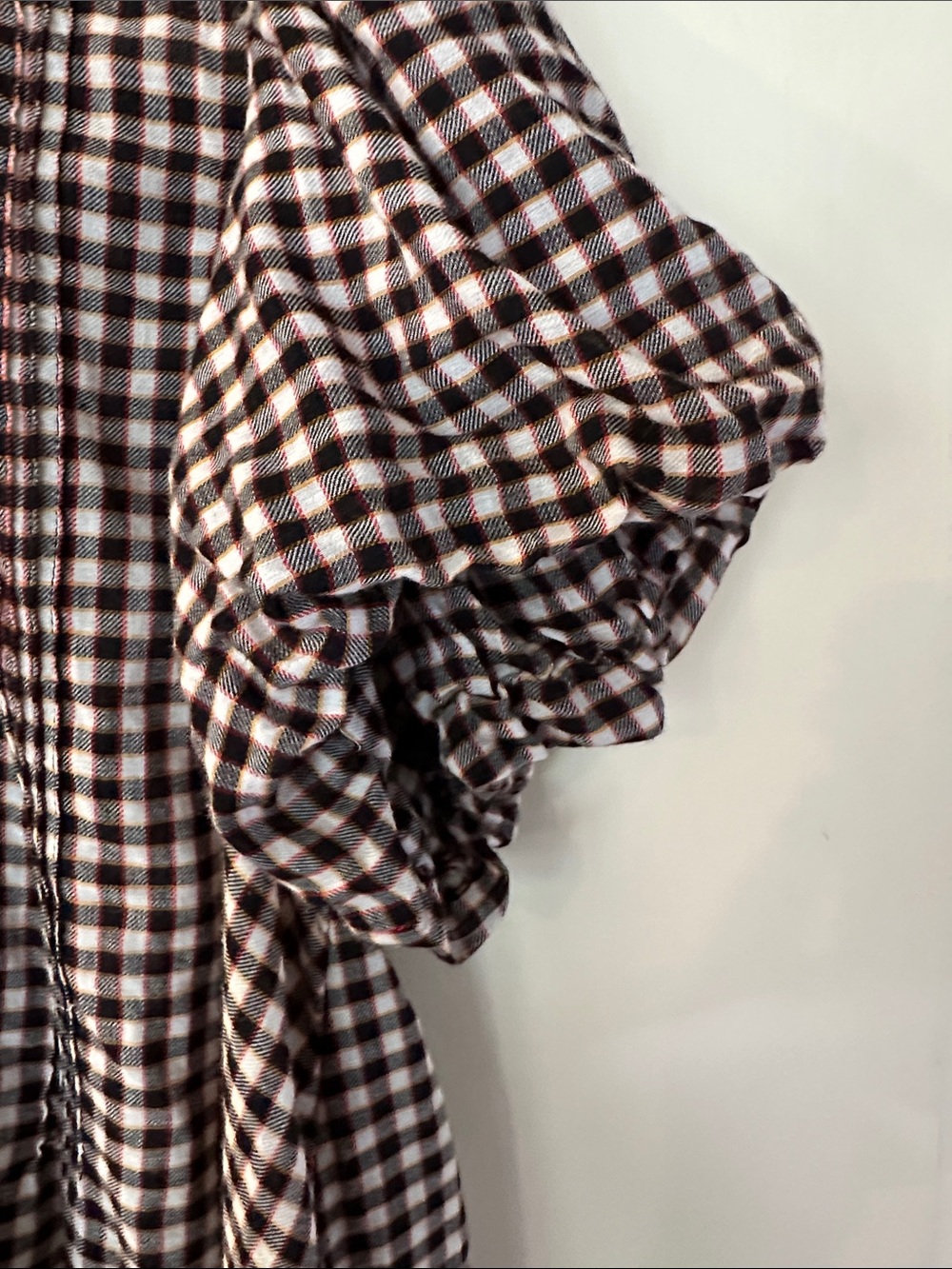 Doen Black & Pink Gingham Ruffled Collar Button-Up Top - Picture 3 of 6